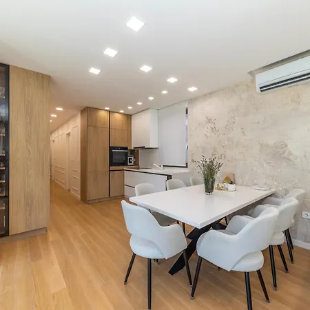 Secret Garden By Belmont Realty Zára