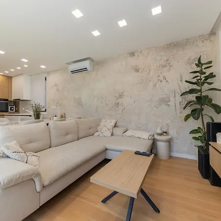 Lägenhet Secret Garden By Belmont Realty