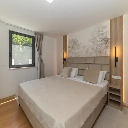 Secret Garden By Belmont Realty Lägenhet