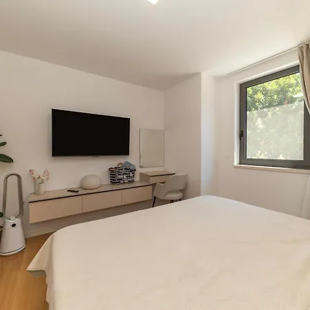 Secret Garden By Belmont Realty Zára