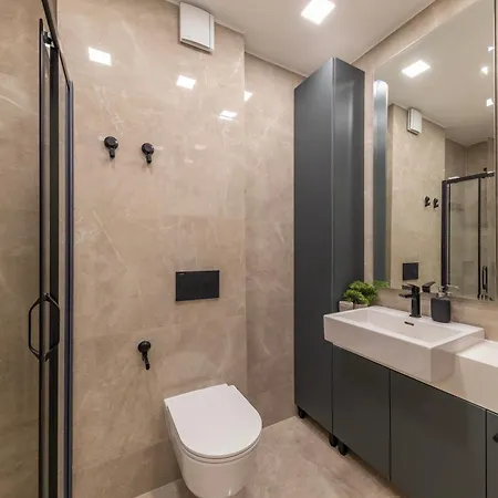 Secret Garden By Belmont Realty Apartman