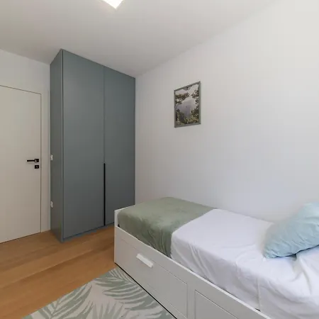Lägenhet Secret Garden By Belmont Realty *