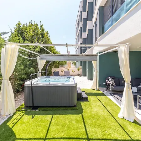 Lägenhet Secret Garden By Belmont Realty Zadar